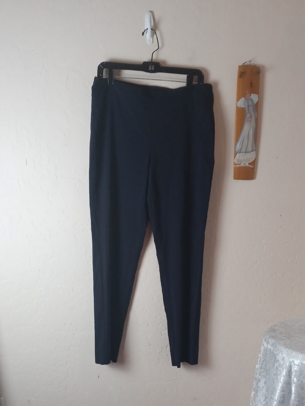 Laura Ashley Black Slim Pull-On Pants
